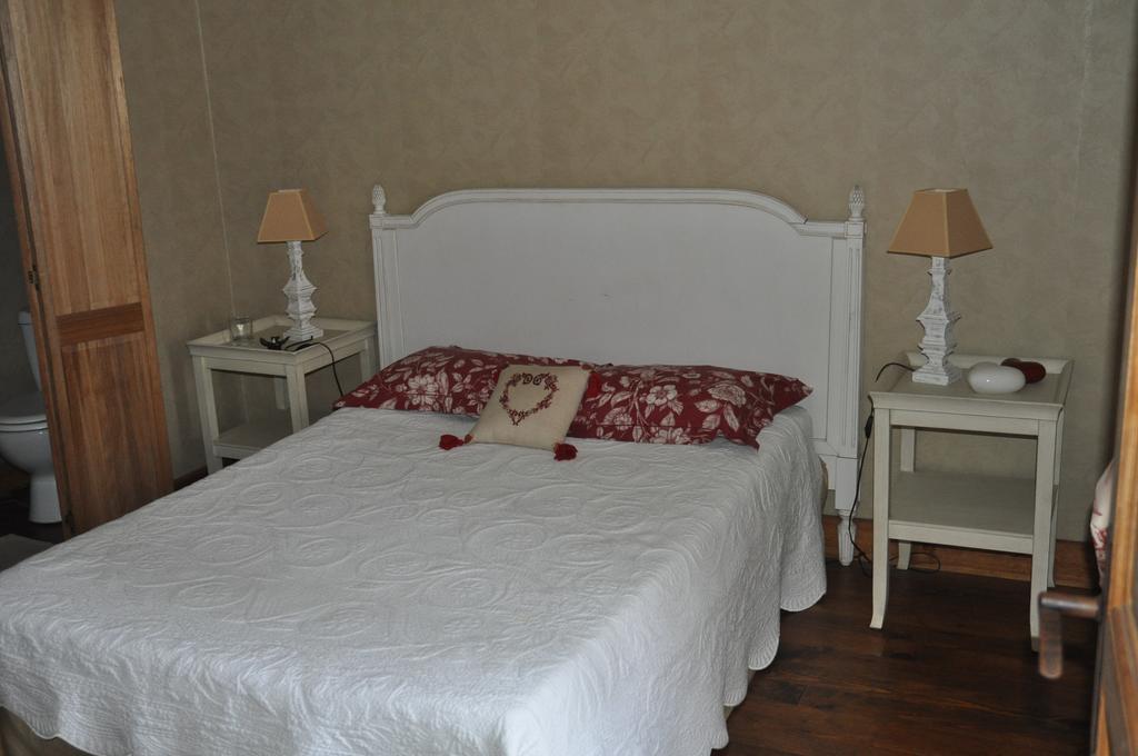 Moulin De Morance Bed & Breakfast Ecommoy Exterior foto